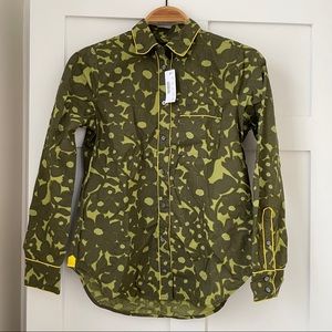 NWT jcrew Xxxs camo floral button down top.